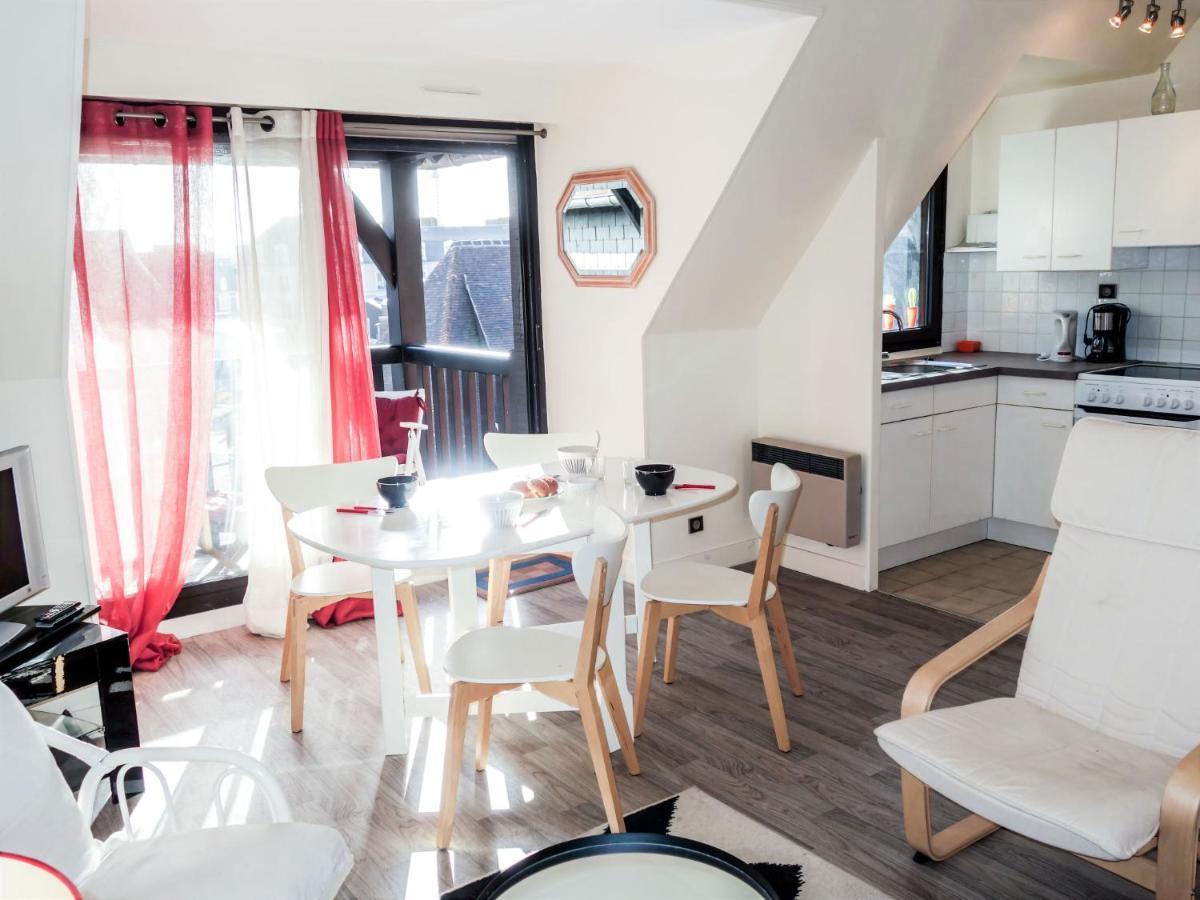 Apartment Les Jardins Du Yacht Club By Interhome Deauville Exterior foto